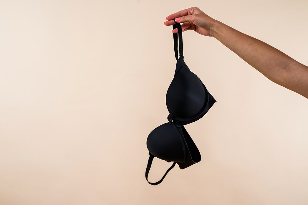 Jak prać biustonosze ręcznie, żeby przedłużyć ich trwałość?