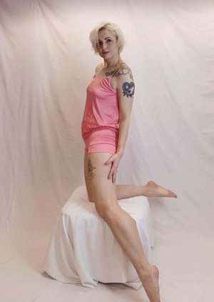 Rose Dream – Różowa piżama z koronką i krótkimi spodenkami